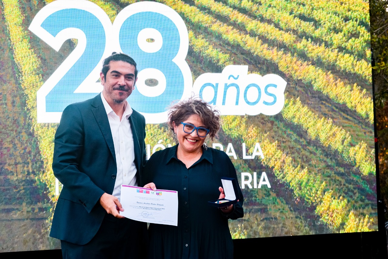 Directora de Cero Huella recibió Premio Mujer Agro Innovadora 2024, entregado por FIA Y Ministerio de Ciencias