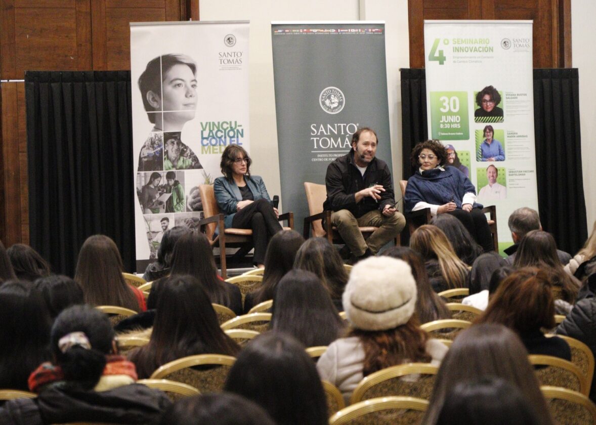 Directora Programa Cero Huella participa en seminario sobre innovación y emprendimiento del Instituto Profesional Santo Tomás